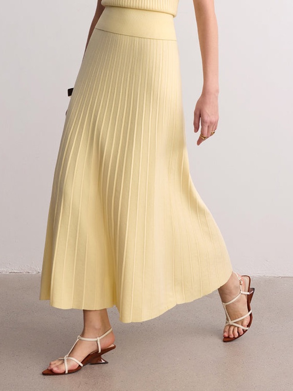 Commense Ribbed Knit Maxi Skirt